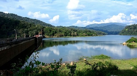 Peringalkuthu dam