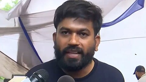  Abhijeet Dipke 