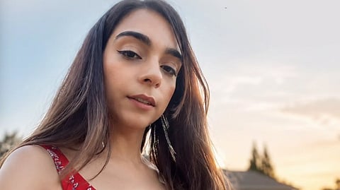 'Those who found money to go to America are earning money to return to India'; Viral video of a young woman
