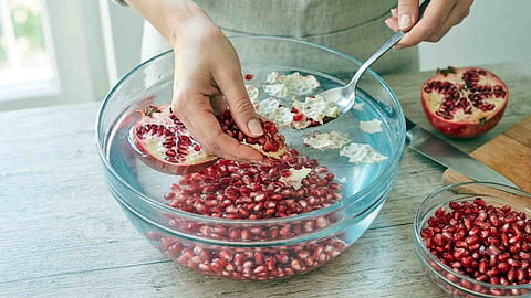 Pomegranate Peeling