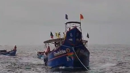 42 Fishermen Rescued