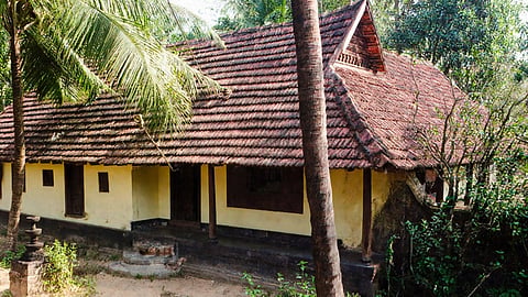 Nedumparabu illam