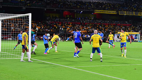 Brazil Legends Edge Past IM Vijayan's India All Stars 4-3 in Thriller