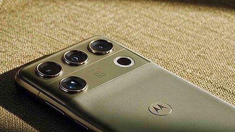Motorola Signature 27 Launched 