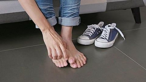 same shoes every day foot health