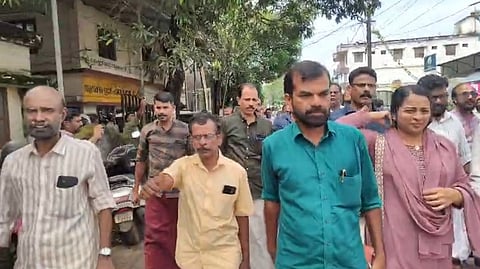 Anakkara Politics.