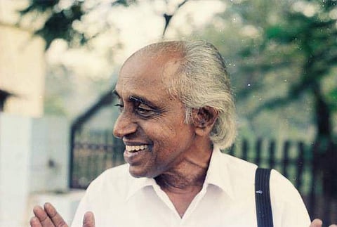 അച്ഛന്‍ വലിയ ഒരഭാവമാണ്: ഞങ്ങള്‍ക്കും രാജ്യത്തിനും - എംഎന്‍ വിജയന്‍ സ്മരണ