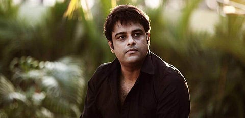 ചുവപ്പണിഞ്ഞും കാവിയണിഞ്ഞും പച്ചയണിഞ്ഞും ഇവര്‍ എത്തും; മെര്‍സലിന് പിന്തുണയുമായി മുരളി ഗോപി