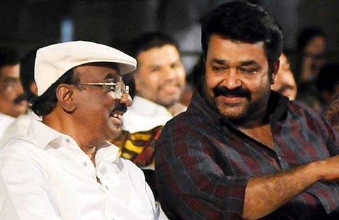 ഐവി ശശി മോഹന്‍ ലാലിനൊപ്പം