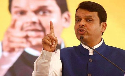 രണ്ടുതോണിയില്‍ കാല്‍ വെക്കാനാവില്ല; സഖ്യം തുടരണമോ എന്ന് തീരുമാനിക്കേണ്ടത് ശിവസേന: ദേവന്ദ്ര ഫട്‌നാവിസ്