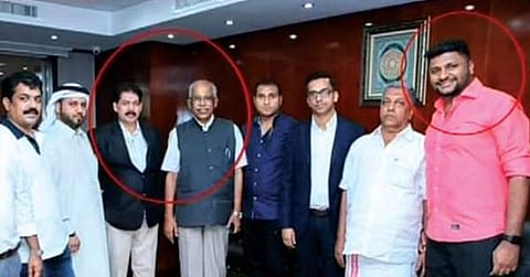 കള്ളക്കടത്തു പ്രതികളും ഒപ്പം ഇടത് എംഎല്‍എമാരും ചിത്രം പുറത്ത്