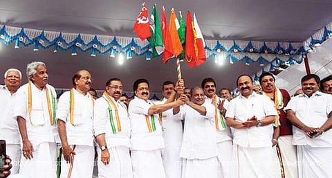 ചുഴലിക്കാറ്റ് : രാഹുല്‍ എത്തിയേക്കില്ല, പടയൊരുക്കം സമാപനസമ്മേളനം മാറ്റിവെയ്ക്കും..? 