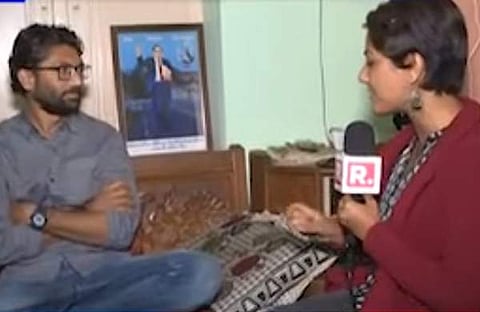 മോദിയോട് ഞാന്‍ മാപ്പ് പറയില്ല; റിപബ്ലിക് ടിവിയെ പൊളിച്ചടുക്കി ജിഗ്നേഷ് മേവാനി