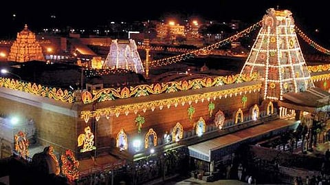 പുതുവര്‍ഷാഘോഷം ഹൈന്ദവ സംസ്‌കാരത്തിന് ചേര്‍ന്നതല്ല; ക്ഷേത്രങ്ങളില്‍ ആഘോഷങ്ങള്‍ക്ക് വിലക്ക്