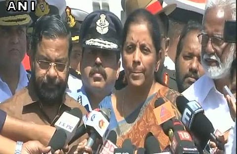 ഇതു രക്ഷാപ്രവര്‍ത്തനത്തിനുള്ള സമയമാണ്; വിവാദങ്ങളെക്കുറിച്ചു ചോദിച്ച മാധ്യമങ്ങളെ തള്ളി നിര്‍മല സീതാരാമന്‍