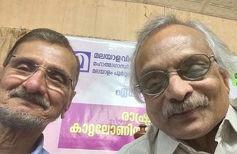 എന്‍എസ് മാധവനും എം മുകുന്ദനും (ട്വിറ്ററില്‍ പങ്കുവച്ച സെല്‍ഫി)