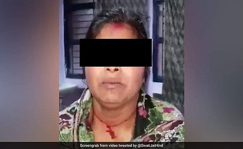 വനിത കമ്മീഷന്റെ വോളണ്ടിയറെ സ്ത്രീകള്‍ നഗ്നയാക്കി മര്‍ദ്ദിച്ചു; ആക്രമണം അനധികൃത മദ്യം പിടിക്കാന്‍ സഹായിച്ചതിന്റെ പേരില്‍