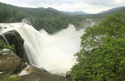 യുഡിഎഫ് കൊണ്ടുവന്ന പദ്ധതി; 'അതിരപ്പിളളി' നടപ്പാക്കണമെന്ന് കെ മുരളീധരന്‍