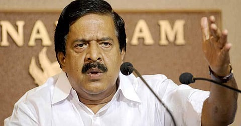 കന്നുകാലി വില്‍പ്പന നിരോധനം; പ്രത്യേക നിയമസഭാ സമ്മേളനം വിളിക്കണമെന്ന് ചെന്നിത്തല