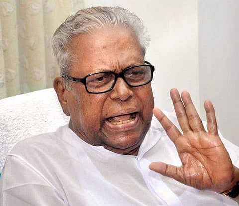 കുറ്റവാളികള്‍ക്കുള്ള ശിക്ഷാ ഇളവ് എതിര്‍ത്ത് വി.എസ്.