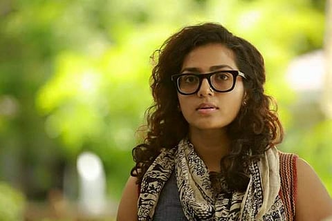 എന്റെ ഓരോ പ്രായത്തിലും സെക്ഷ്വല്‍ ഫേവര്‍ അവകാശമായി കാണുന്ന പുരുഷന്മാരെ ഞാന്‍ കണ്ടിട്ടുണ്ട്: നടി പാര്‍വ്വതി