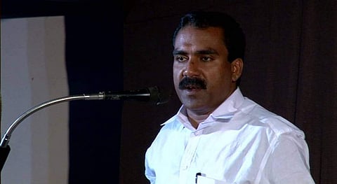 സര്‍ക്കാരല്ല, പ്രശ്‌നങ്ങള്‍ സൃഷ്ടിക്കുന്നത് ചില പൊലീസുകാരെന്ന് കോണ്‍ഗ്രസ് എംഎല്‍എ അന്‍വര്‍ സാദത്ത്