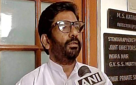 മോദിയെ അധിഷേപിച്ചതിനാണ് എയര്‍ ഇന്ത്യ ജീവനക്കാരനെ അടിച്ചത്: രവീന്ദ്ര ഗെയ്ക്‌വാദ്