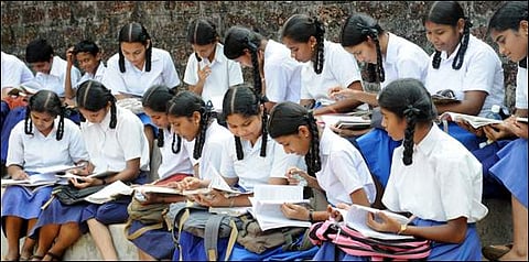 പ്ലസ്ടുക്കാര്‍ക്ക് മാര്‍ക്കുകള്‍ വാരിക്കോരി നല്‍കും