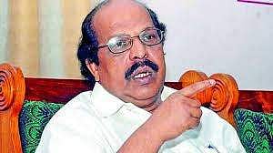 'മറ്റൊരുവിവാഹം കഴിച്ചിട്ട് വന്നാല്‍ സര്‍ട്ടിഫിക്കറ്റ് നല്‍കാം'; ഉദ്യോഗസ്ഥര്‍ക്ക് സസ്‌പെന്‍ഷന്‍; സര്‍വീസില്‍ തുടരണമോയെന്ന് പരിശോധിക്കും; കടുപ്പിച്ച് മന്ത്രി 