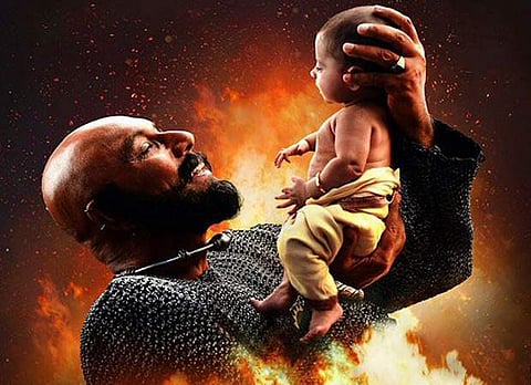 ബാഹുബലി ടോപ്പ്, കട്ടപ്പ മരണ മാസ്സ്; പ്രേക്ഷകരെ ആവേശത്തിരയിലാഴ്ത്തി ബാഹുബലി2