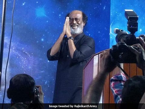 ഒരു രാഷ്ടീയ പാര്‍ട്ടിയിലേക്കും ഇല്ലെന്ന് രജനീകാന്ത്; വോട്ടിനായി  തന്റെ ആരാധകരെ ഇനി ഉപയോഗപ്പെടുത്താന്‍ അനുവദിക്കില്ല