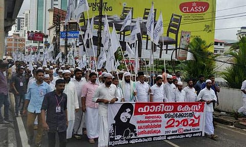 എറണാകുളം ജില്ലയില്‍ മുസ്‌ലിം ഏകോപന സമിതിയുടെ ഹര്‍ത്താല്‍ആരംഭിച്ചു 