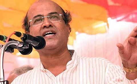 ബിജെപി എംഎല്‍എ വാട്ട്‌സപ്പ് ഗ്രൂപ്പില്‍ പോസ്റ്റിയത് 50 അശ്ലീലചിത്രങ്ങള്‍; ഉന്നത ഉദ്യോദസ്ഥരടക്കമുള്ളതാണ് വാട്ട്‌സപ്പ് ഗ്രൂപ്പ്