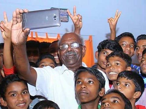 മണിയാശാനും ഫേസ്ബുക്കില്‍; ലക്ഷ്യം സര്‍ക്കാരും ജനങ്ങളും തമ്മിലുള്ള അകലം കുറയ്ക്കല്‍