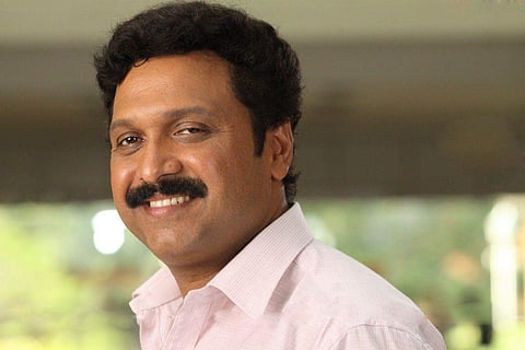 അച്ഛനുമായി പിണക്കമൊന്നുമില്ലെന്ന് ഗണേഷ് കുമാര്‍