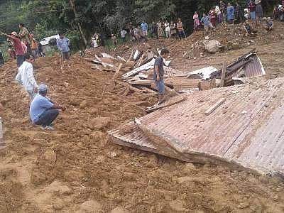 അരുണാചല്‍ പ്രദേശില്‍ മണ്ണിടിച്ചില്‍: 14 മരണം