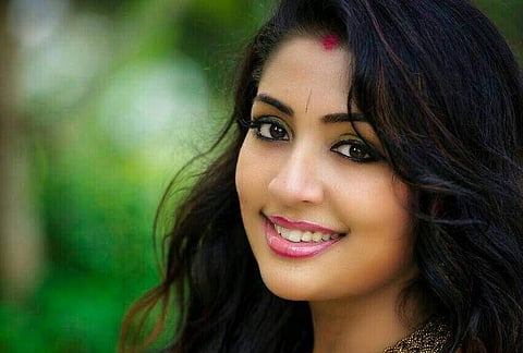ഇത്രയും ഹീനവും നീചവുമായ പ്രവര്‍ത്തി ഒരു സഹപ്രവര്‍ത്തകന്റെ ചിന്തയില്‍ പോലുമുണ്ടാകാന്‍ പാടില്ലെന്ന് നവ്യാ നായര്‍