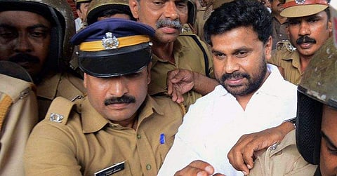 ആക്രമണത്തിനിരയായ നടിയെയും മഞ്ജുവിനെയും സ്വാധിനിക്കാന്‍ ദിലീപിന് കഴിയില്ല; ജാമ്യഹര്‍ജിയുടെ വിശദാംശം