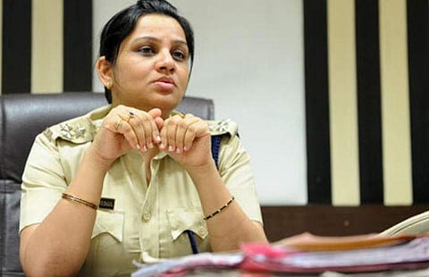 ജയില്‍ അധികൃതര്‍ക്ക് ശശികല രണ്ടു കോടി രൂപ കൈക്കൂലി നല്‍കിയതായി ഡിഐജിയുടെ റിപ്പോര്‍ട്ട്