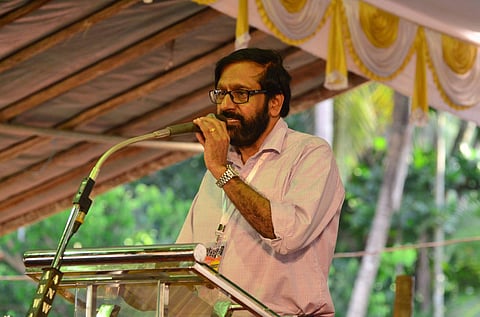 ആറുമാസത്തിനുള്ളില്‍ മുസ്ലീം മതം സ്വീകരിക്കണമെന്ന് കെപി രാമനുണ്ണിക്ക് ഭീഷണിക്കത്ത്