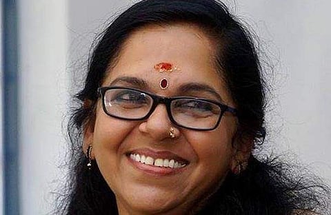 രക്ഷിതാവ് ചമയുന്നവര്‍ ഇങ്ങനെ മതിമറക്കരുത്; അശോകന്‍ ചരുവിലിനോട് ശാരദക്കുട്ടി