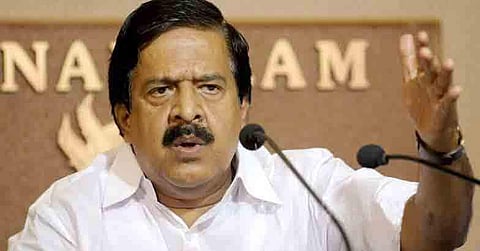 മാഹി ഇരട്ടക്കൊലപാതകം : അന്വേഷണം സര്‍ക്കാര്‍ അട്ടിമറിക്കുന്നെന്ന് രമേശ് ചെന്നിത്തല