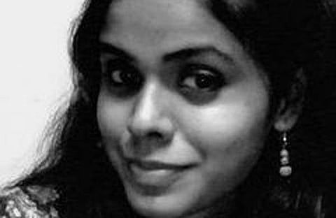 പെണ്ണേ, ഞാന്‍ നിന്നെ തല്ലിയപ്പോള്‍ ലെനിന്‍ കണ്ണീരൊഴുക്കി   
