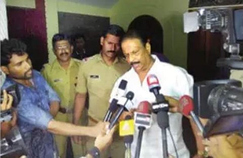സുധാകരനെതിരെ ജിഷ്ണുവിന്റെ കുടുംബം, വ്യാജ ആത്മഹത്യാ കുറിപ്പുണ്ടാക്കിയതില്‍ പങ്കെന്ന് ആരോപണം