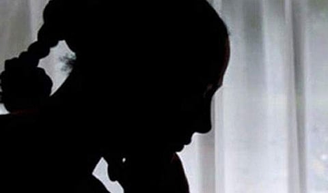 സ്വാതന്ത്ര്യദിനാഘോഷത്തില്‍ പങ്കെടുത്തു മടങ്ങിയ എട്ടാക്ലാസുകാരി പീഢനത്തിനിരയായി