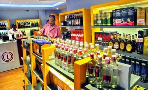ബെവ്‌കോ ബോണസ് 85000 തന്നെ: ധനവകുപ്പിന്റെ നിര്‍ദേശം വകവെച്ചില്ല