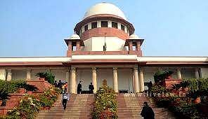 സ്വാശ്രയ മെഡിക്കല്‍ ഫീസില്‍ സംസ്ഥാന സര്‍ക്കാരിന് തിരിച്ചടി: ഫീസ് 11 ലക്ഷമാക്കി സുപ്രീം കോടതി