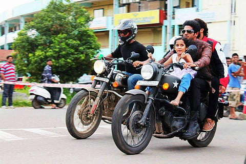 ഏഴു സുന്ദരികളില്‍ ഒരു സുന്ദരിയെ രക്ഷിച്ചെന്നു ദുല്‍ഖര്‍ സല്‍മാന്‍