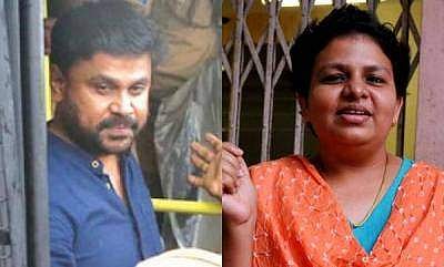 മലയാള സിനിമയിലെ ബലാത്സംഗചരിത്രം പഠിക്കുകയും പഠിപ്പിക്കുകയും ചെയ്യുമ്പോള്‍ ഞാന്‍ ആക്രമിക്കപ്പെട്ടവള്‍ക്കൊപ്പമെന്ന് ദീദി ദാമോദരന്‍