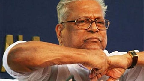 സ്ത്രീകളോടുള്ള മാന്യത പുസതകത്തിലോ പ്രസംഗത്തിലോ മാത്രം പോരെന്ന് വിഎസ് അച്യുതാനന്ദന്‍